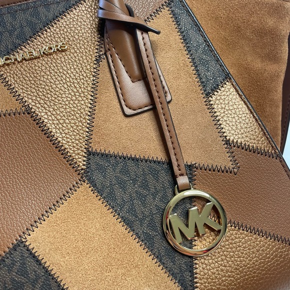 Michael Kors Bag - Picture 8 of 16